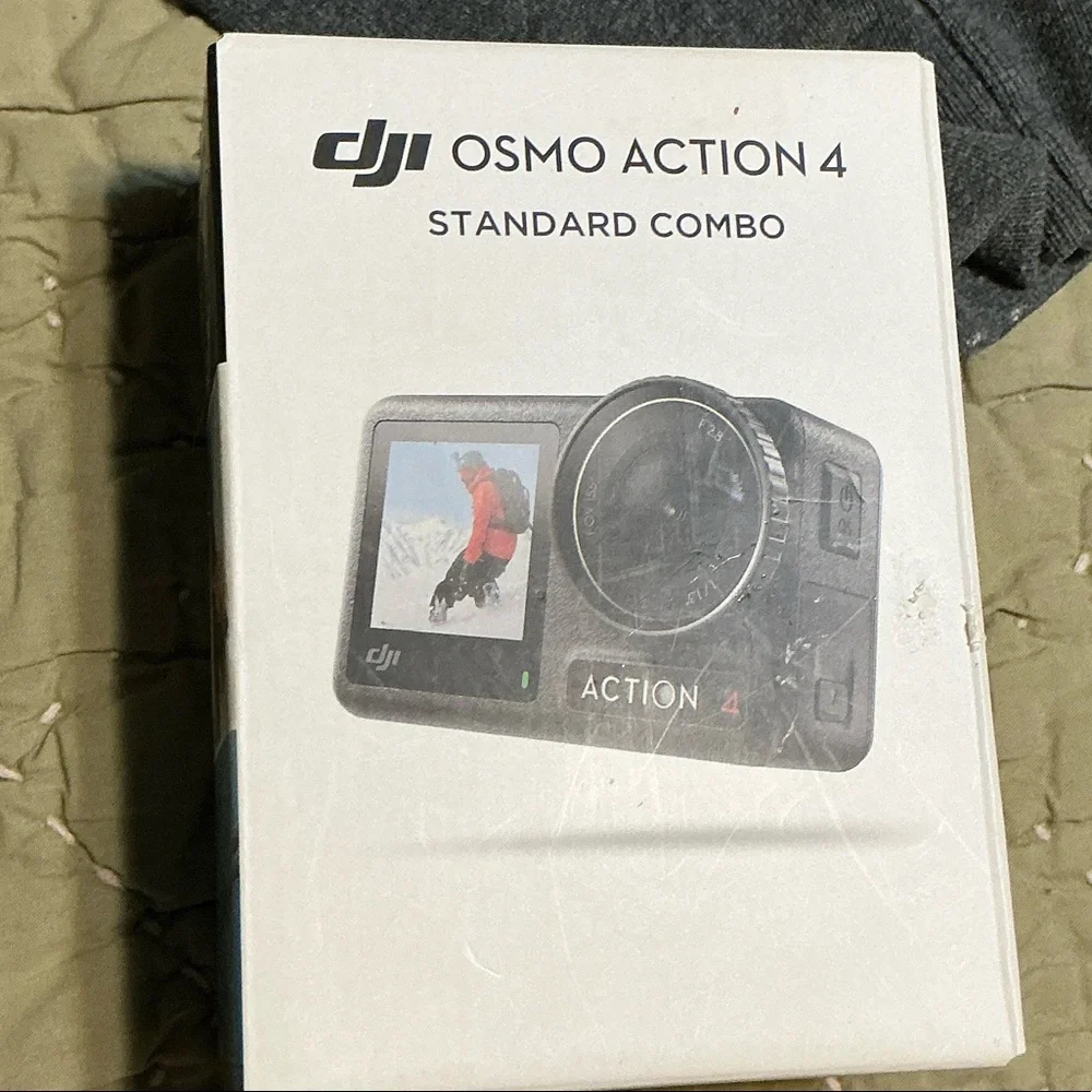 DJI Osmo Action 4 Standard Combo - Black